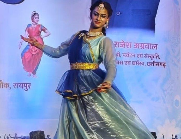 रायपुर में ‘पावस प्रसंग’ ने बांधा समां, कथक और शास्त्रीय संगीत से सजी सावन की शाम